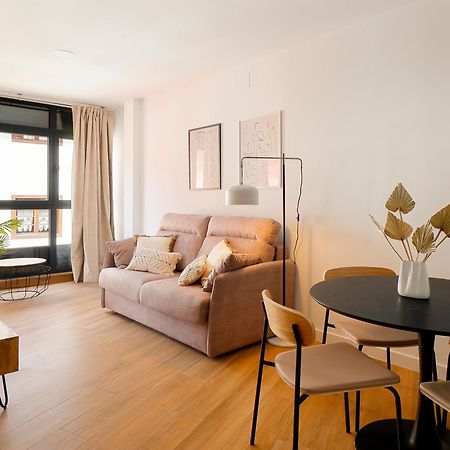 Apartamentos Aptio Oviedo Exteriör bild