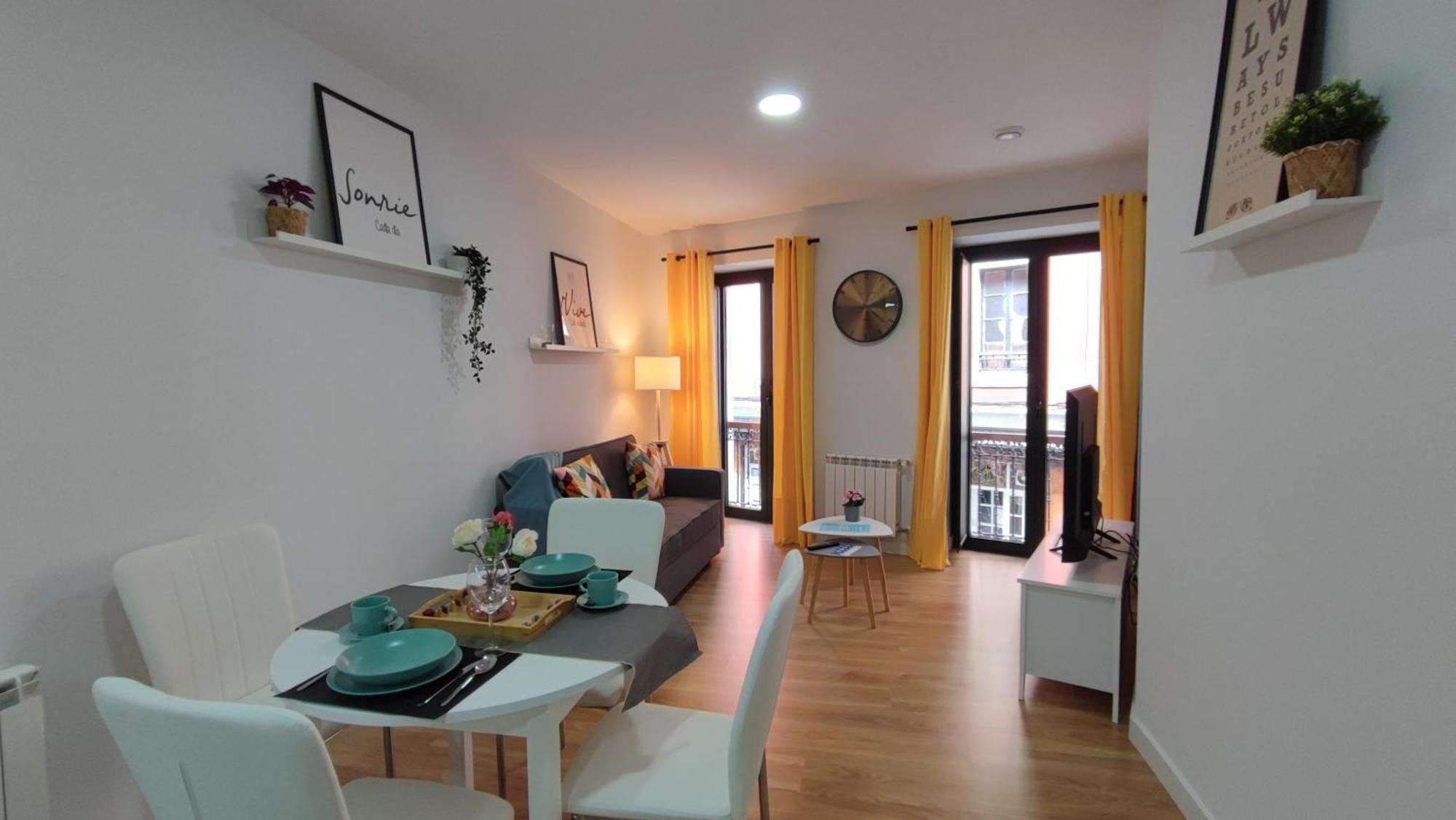Apartamentos Aptio Oviedo Exteriör bild