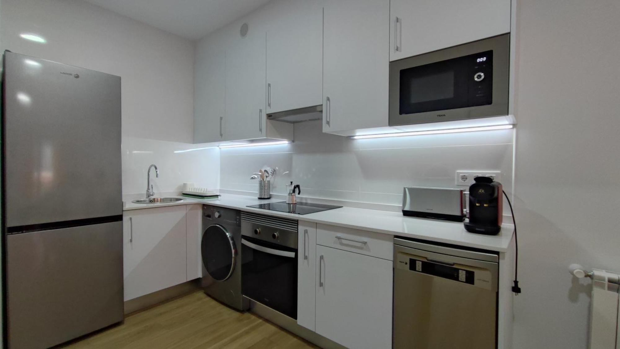 Apartamentos Aptio Oviedo Exteriör bild