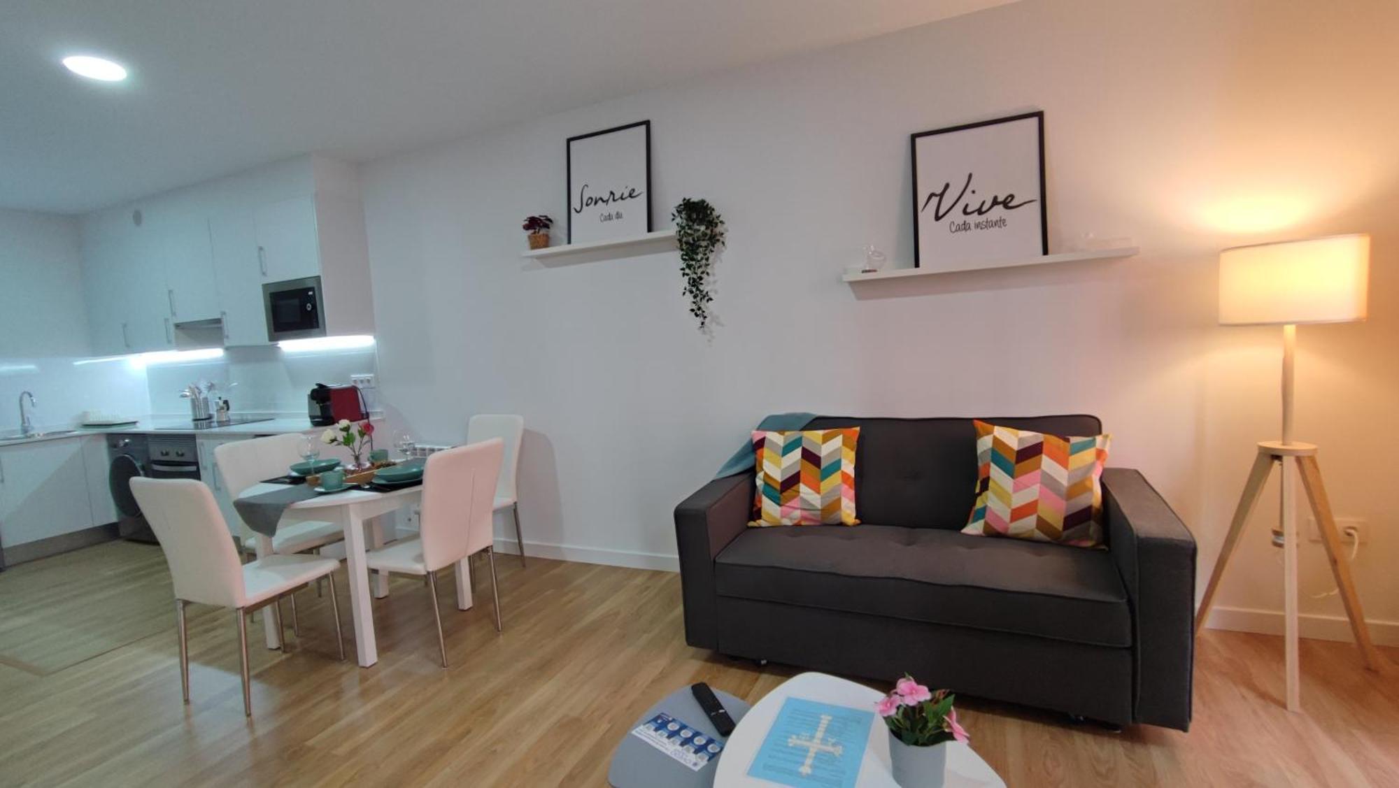 Apartamentos Aptio Oviedo Exteriör bild