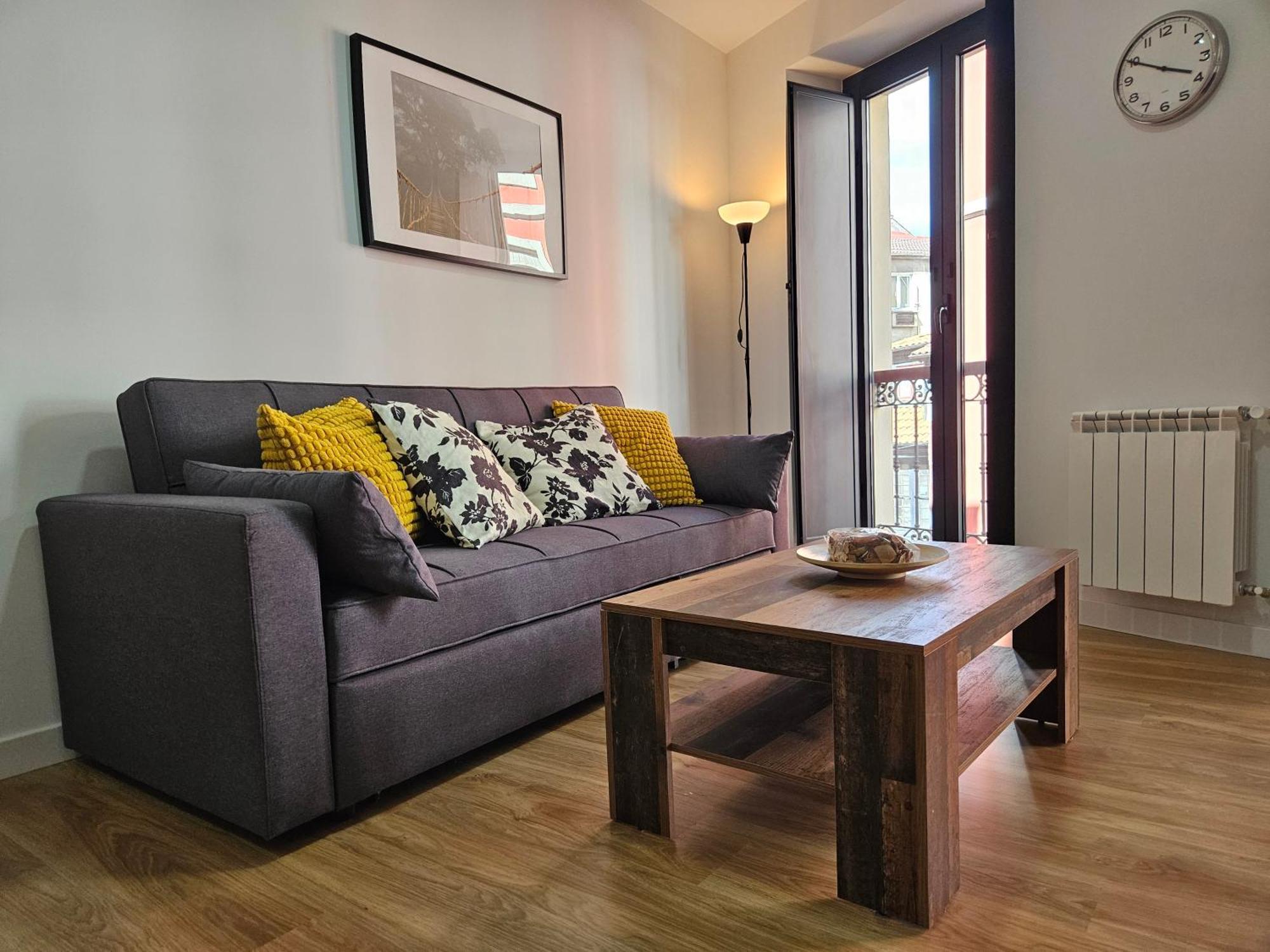 Apartamentos Aptio Oviedo Exteriör bild
