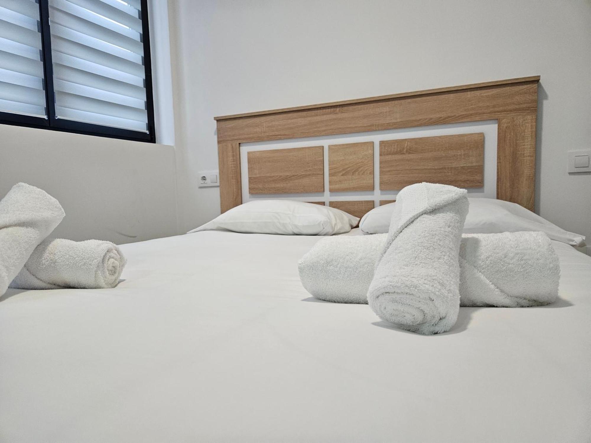 Apartamentos Aptio Oviedo Exteriör bild