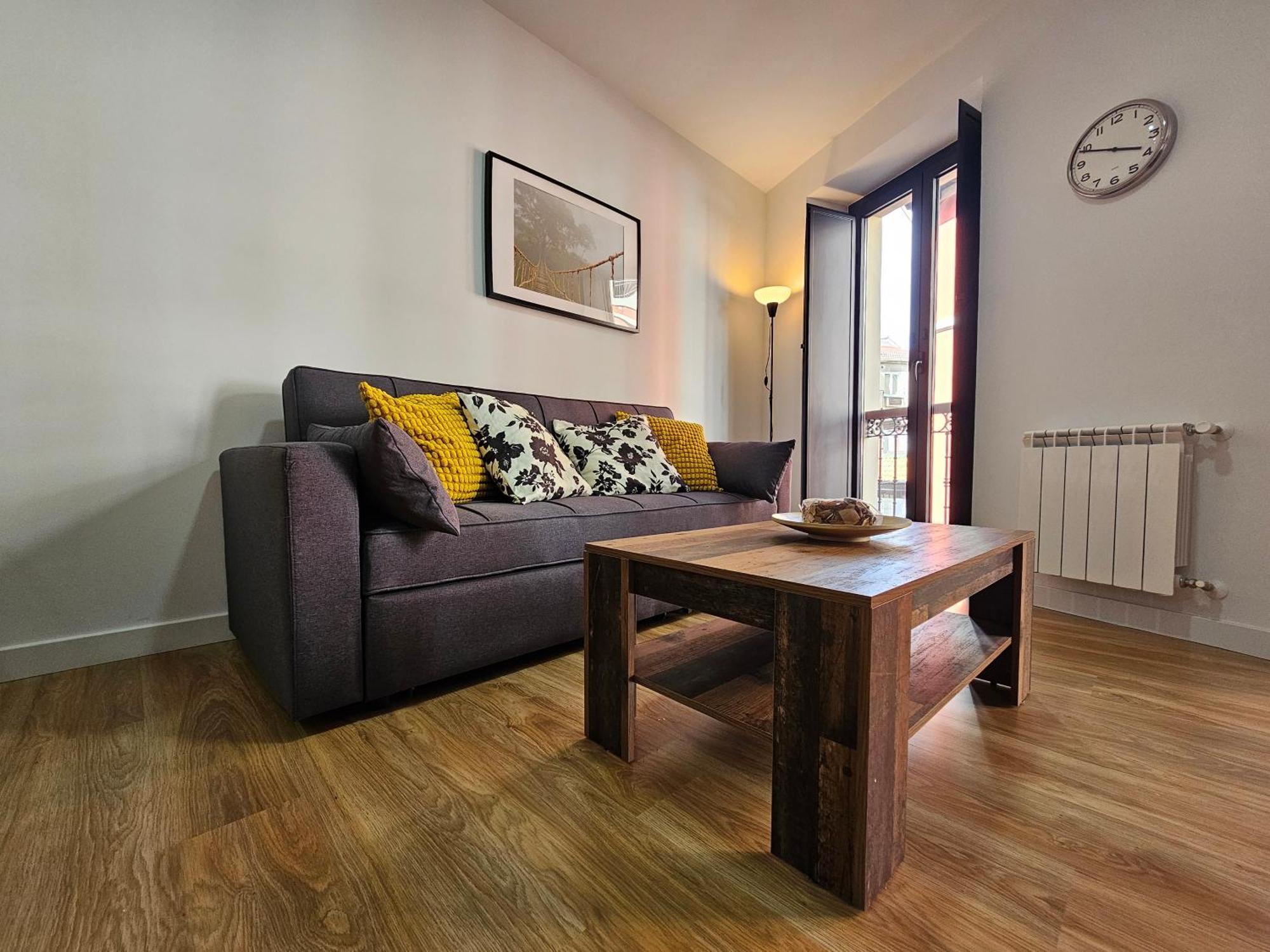 Apartamentos Aptio Oviedo Exteriör bild