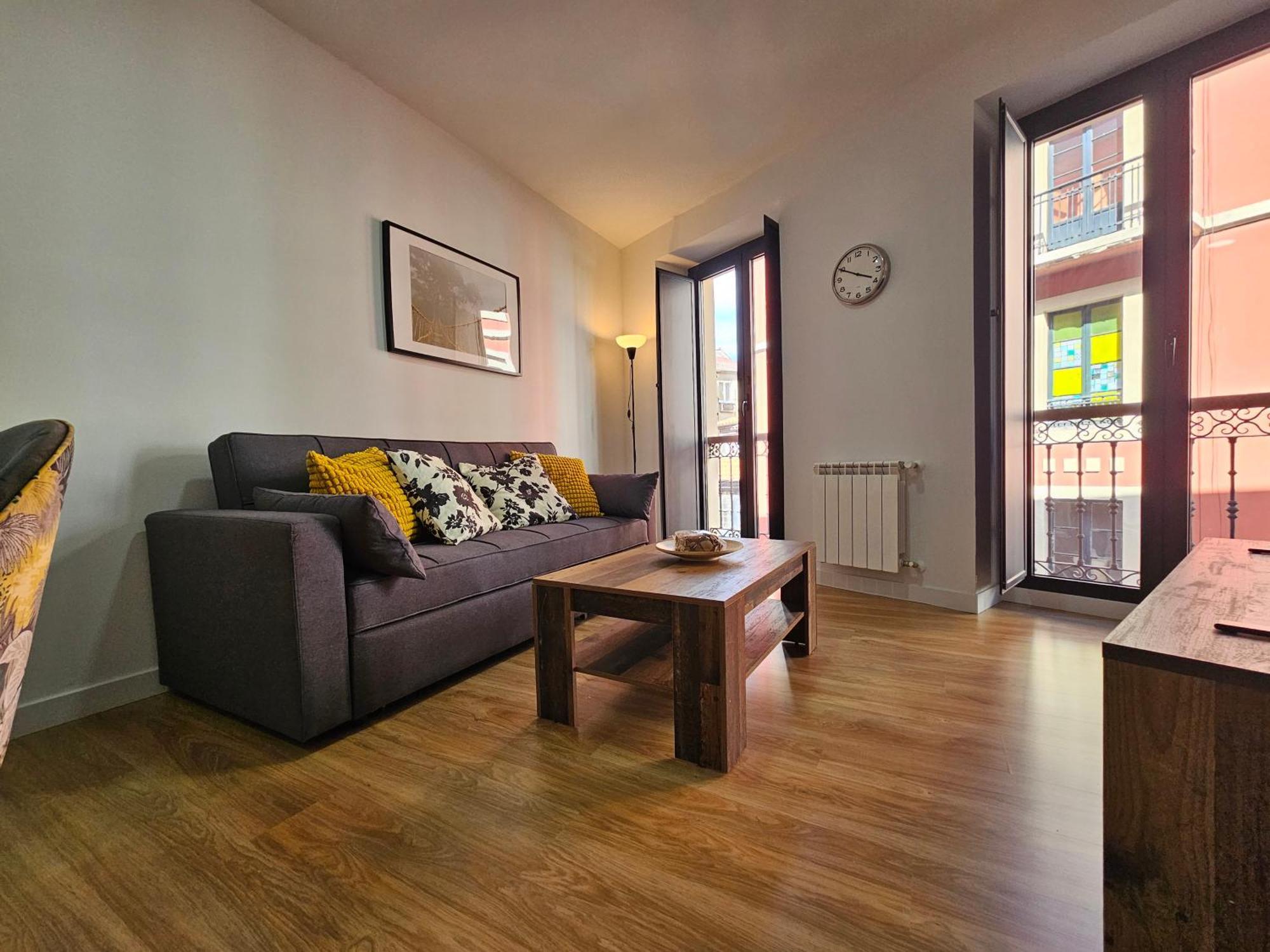 Apartamentos Aptio Oviedo Exteriör bild