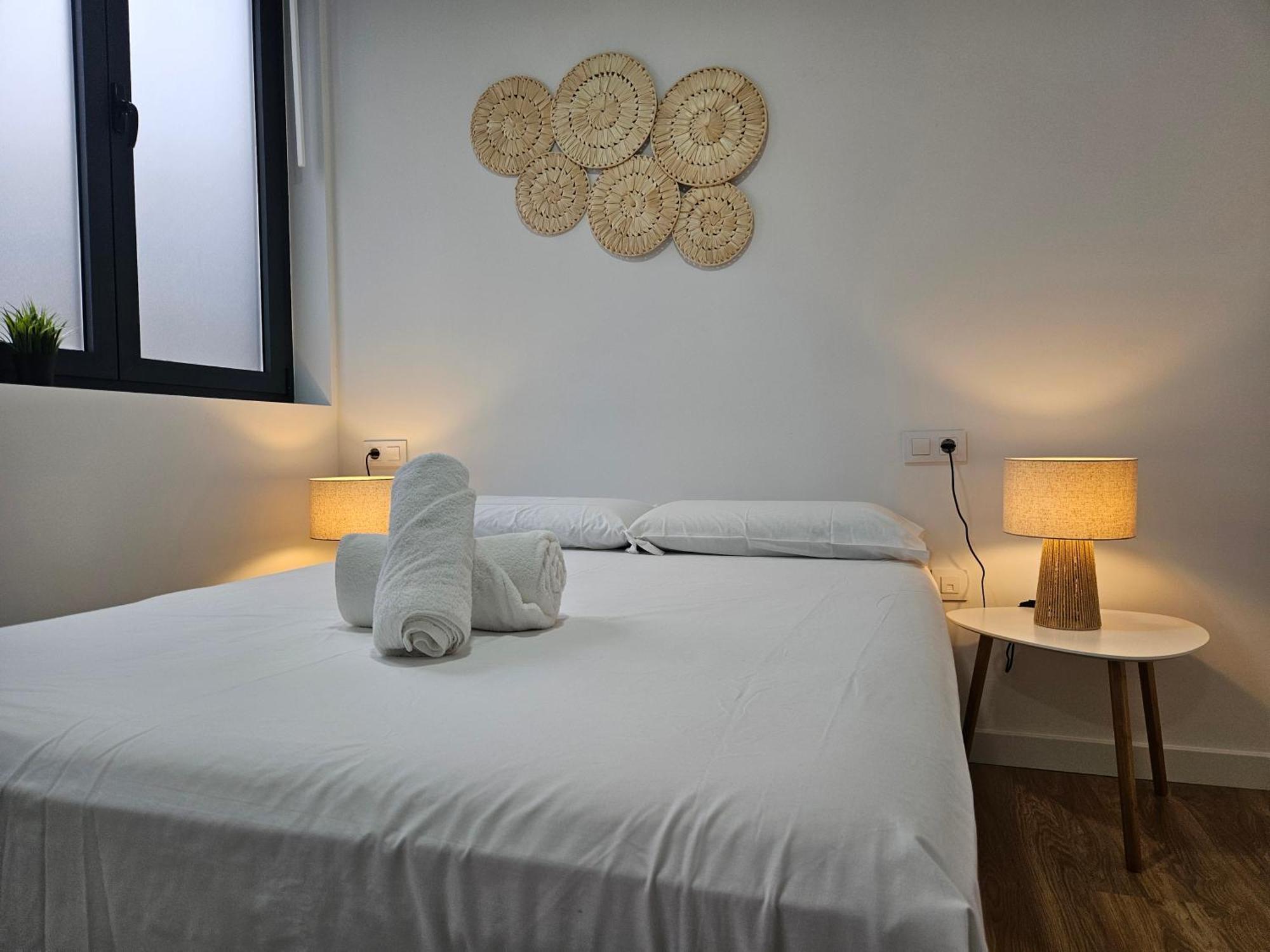Apartamentos Aptio Oviedo Exteriör bild