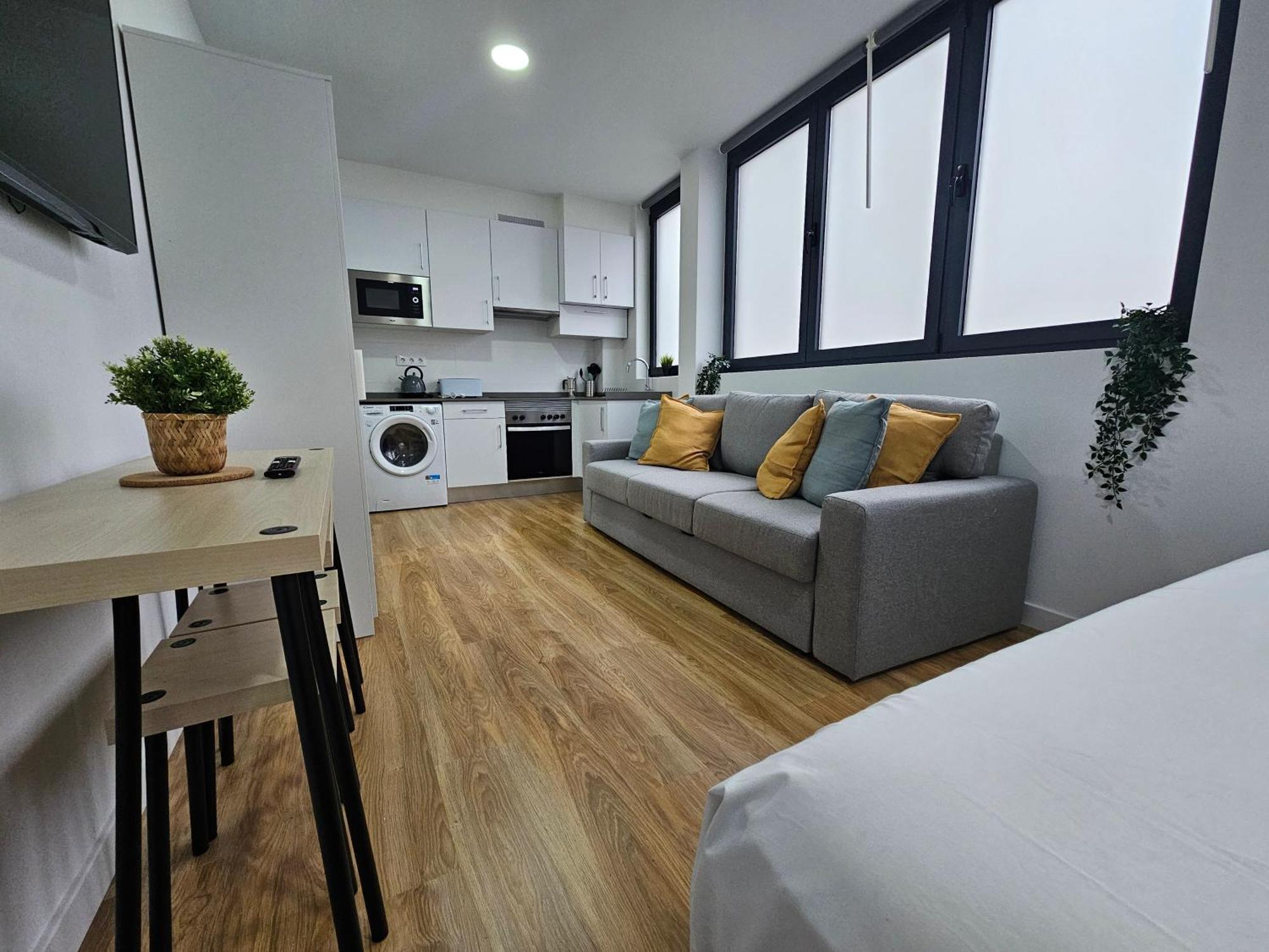 Apartamentos Aptio Oviedo Exteriör bild